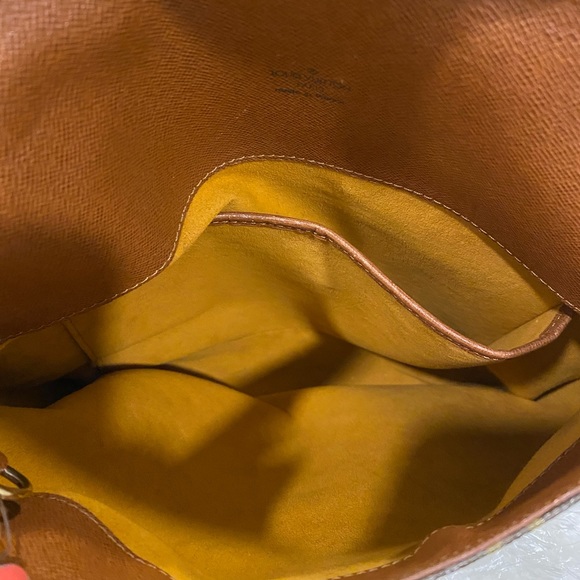 Vintage Louis Vuitton Crossbody Messenger Bag - Picture 12 of 16